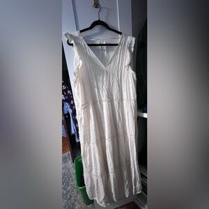 Old Navy Cream Textured Sleeveless Maxi Dress